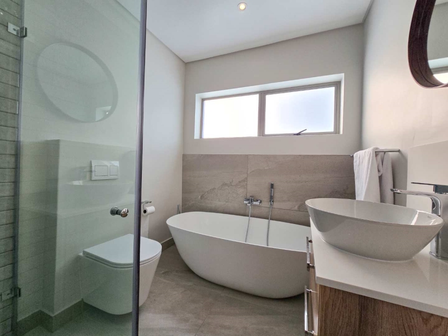 2 Bedroom Property for Sale in Stilbaai Wes Western Cape